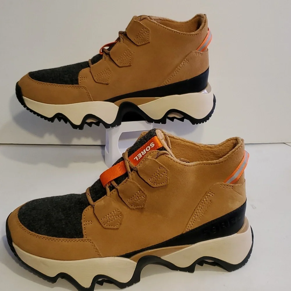 Sorel Women's Winter Boots - Tan and Black - Picture 6 of 11